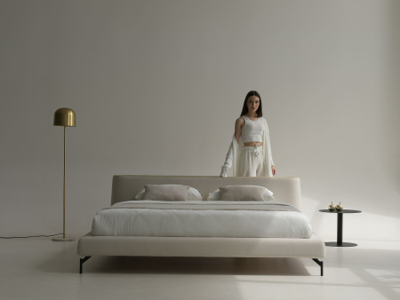 Pat tapitat Vertigo cu tablie inalta capitonata, picioare metal 16cm, laterale dehusabile, stil contemporan, personalizabil [1]