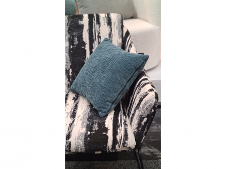 Perna deco 45x45cm, umplutura holofibra si silicon, tapitat, personalizabil [3]