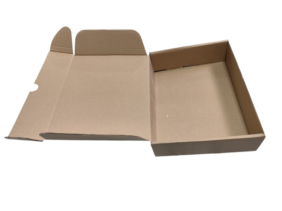 Cutie carton NATUR 333 x 238 x 43 mm [2]