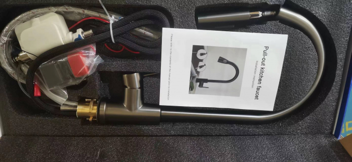Baterie profesionala CLAUSTEEL pentru chiuveta bucatarie, Senzor de pornire la atingere (touch control), Rotire 360°, Dus extractabil si pipa flexibila, 2 functii de curgere a apei, Design modern, KIT [8]