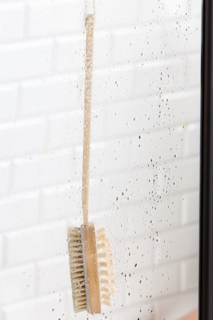 Perie cu maner de lemn pentru baie, York [9]