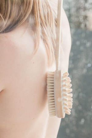 Perie cu maner de lemn pentru baie, York [10]