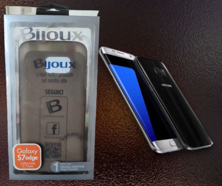 Accesorii pentru telefoane - Set husa din silicon Brown+ Folie de protectie pentru Samsung S7 Edge