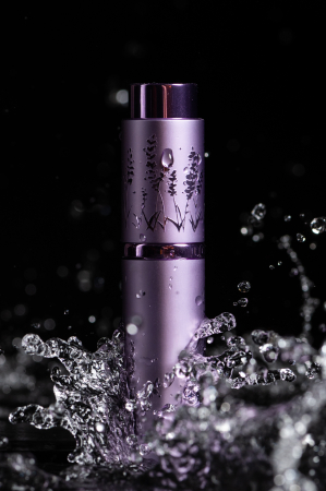 Lotiuni ,lapte,creme si uleiuri pentru fata si corp - Ulei de lavanda spray aromaterapie Lila cu saculet catifea, DNF, 8ml