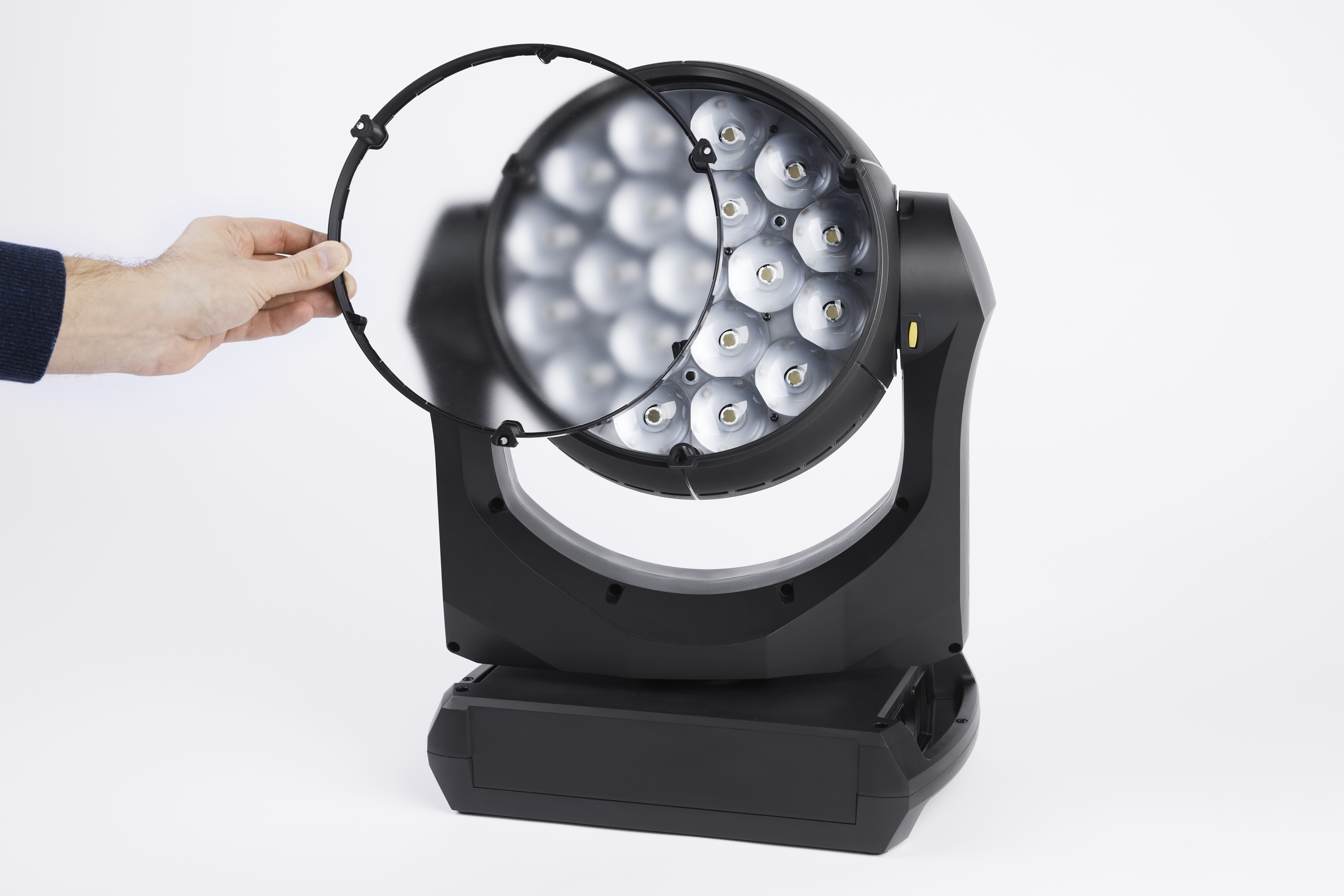 MAC Aura PXL - Proiector cu cap rotativ LED Wash [8]