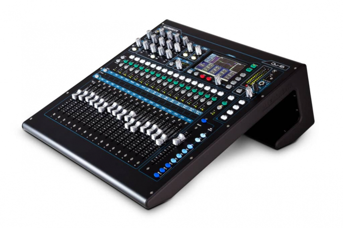 QU-16 - Mixer digital [7]