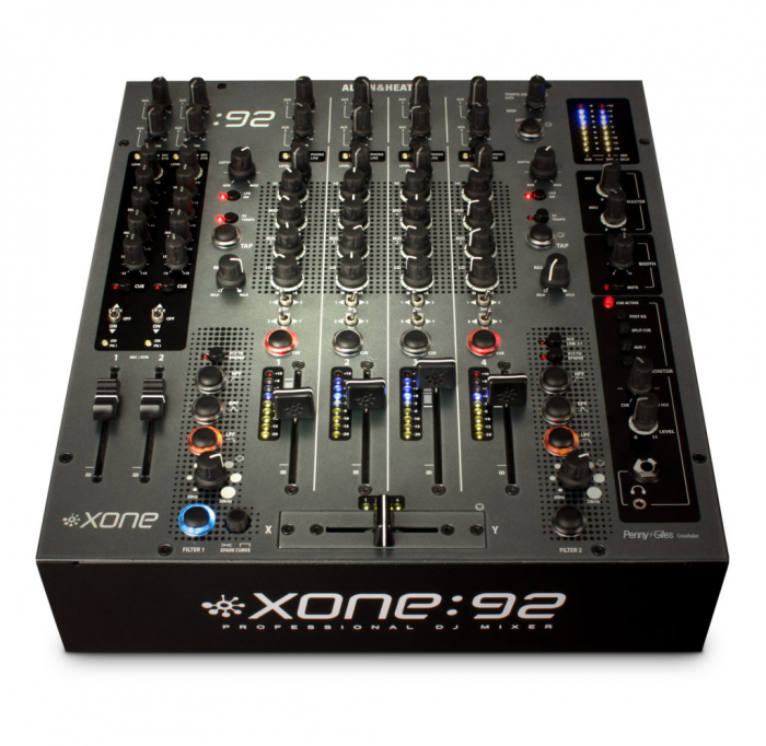 XONE:92 - Mixer pentru DJ [4]