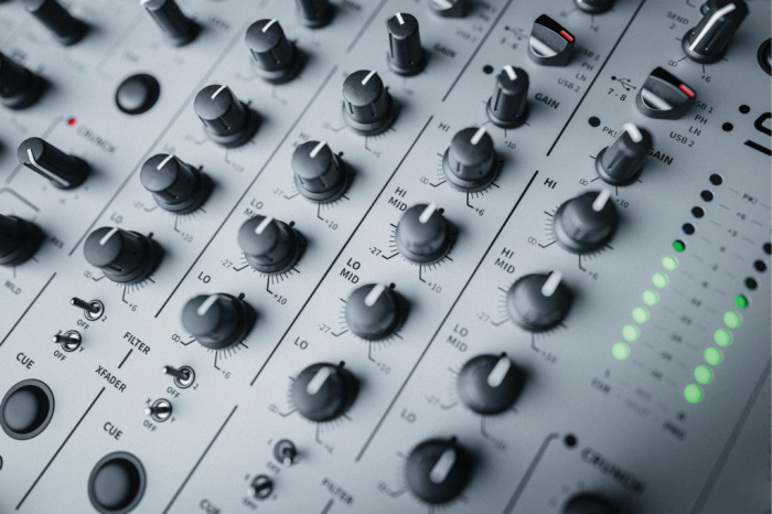 XONE:96 - Mixer pentru DJ [5]