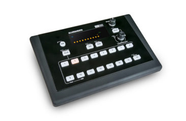 ME-500 - Mixer personal cu 16 canale [2]