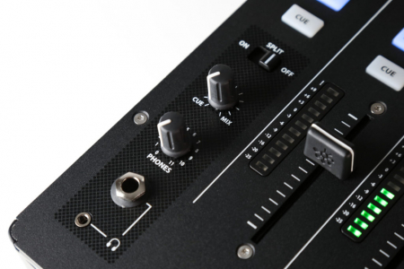 XONE:PX5 - Mixer pentru DJ [16]