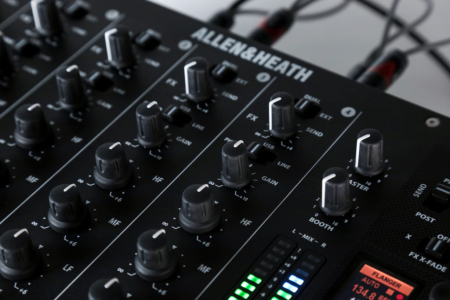 XONE:PX5 - Mixer pentru DJ [12]