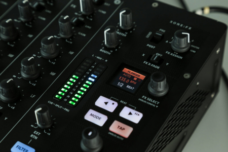 XONE:PX5 - Mixer pentru DJ [9]