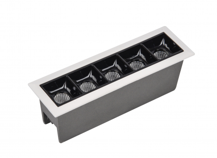 Iluminat industrial LED - Proiector LED încastrat cu 5 LED-uri OSRAM – 12W, 4000K, unghi fascicul 30°