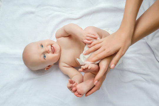 Servețelele umede Dermacotone – grijă naturală pentru pielea delicată a copiilor