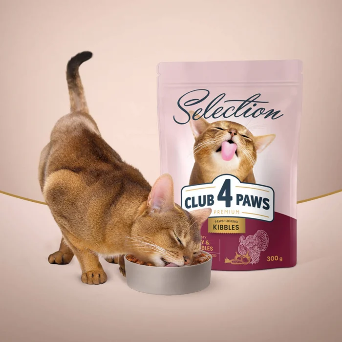 CLUB 4 PAWS Selection, Hrana uscata pisici adulte, Curcan si legume, 300g [2]