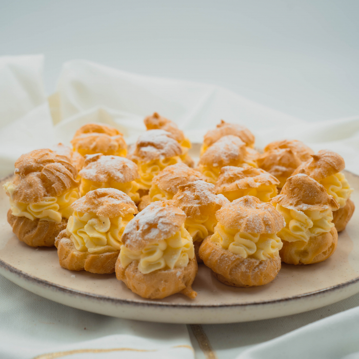 CHOUX CREME - 80 LEI/KG [2]