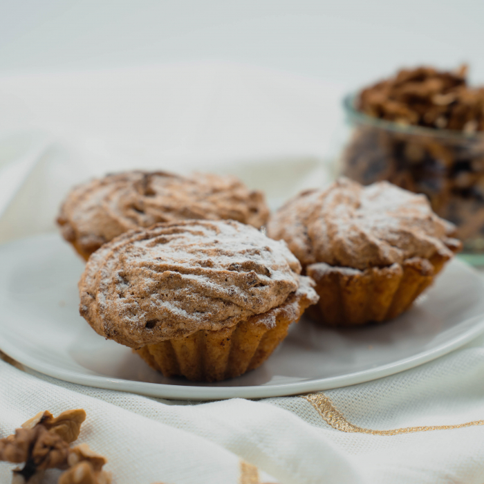 COSULETE CU NUCA - 80 LEI/KG [2]