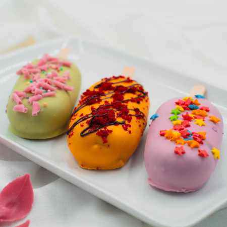 PRAJITURA INGHETATA PE BAT - 80 LEI/KG [1]