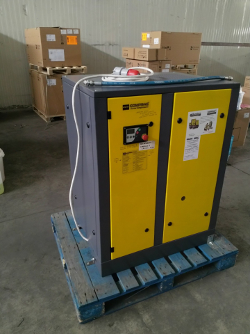 Compresoare second hand - Compresor cu surub cu curele A 1508 / 15 kw second , cu uscator refrigerator RDX41