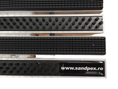 Stergator profesional de picioare  EXTERIOR din profile de aluminiu eloxat cu insertii de cauciuc si perii [2]