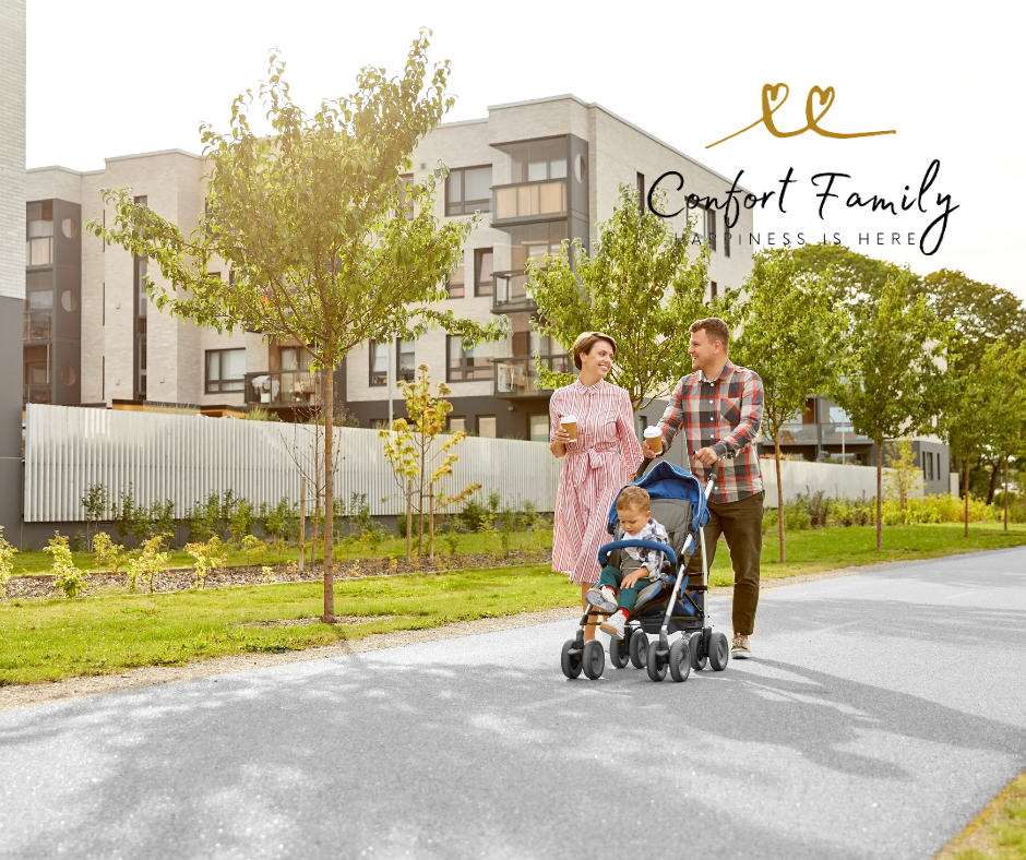 Căruciorul și Landoul: Ce să Alegi pentru Primele Plimbări cu Bebelușul