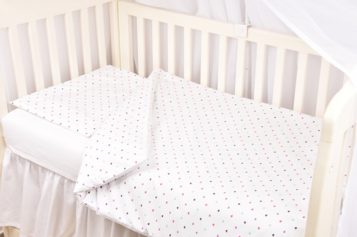 Set complet 7 piese lenjerie si aparatori patut 120x60 cm bumbac 100% model Inimioare [2]