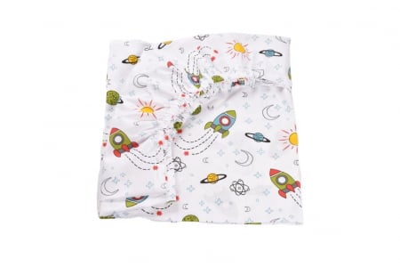 Set 3 cearsafuri alb crem si model rachete + protectie impermeabila patut 90x40/50 cm [3]