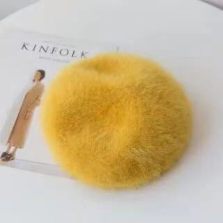 Bereta eleganta de lux din lana fina si pufoasa de Angora - Princess (GALBEN) - marime universala [4]