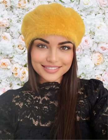 Bereta eleganta de lux din lana fina si pufoasa de Angora - Princess (GALBEN) - marime universala [1]