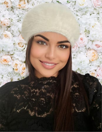BERETE FEMEI - Bereta eleganta de lux din lana fina si pufoasa de Angora - Princess (ALB) - marime universala