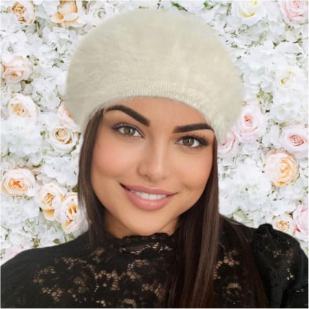 Bereta eleganta de lux din lana fina si pufoasa de Angora - Princess (ALB) - marime universala [2]