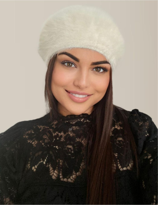 Bereta lux din lana fina si pufoasa de Angora - Princess (ALB) - marime universala [3]