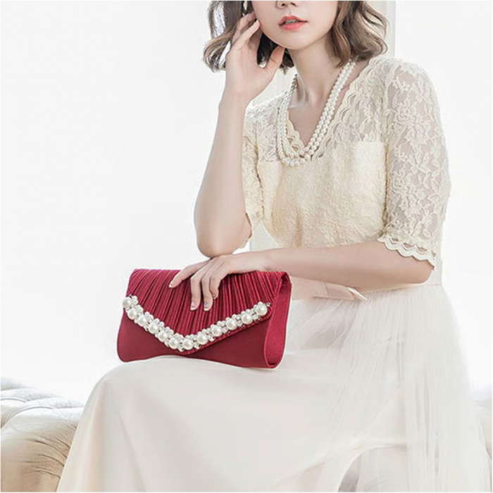 Geanta lux tip plic satinat cu perle si strasuri Lady Chic (ROSU) [3]