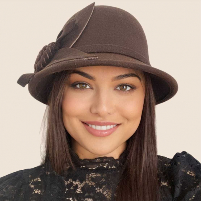 Palarie de dama cu boruri mici si accesoriu floare MISS FLORIA (MARO mahon) - marime unica, reglabila [3]
