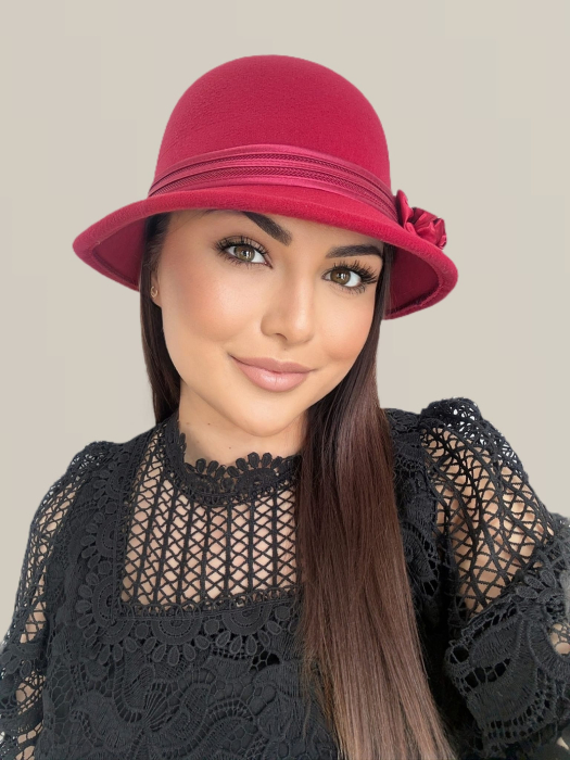 Palarie eleganta cu boruri delicate si decor din satin VALERY (ROSU trandafiriu) - marime unica, reglabila [3]