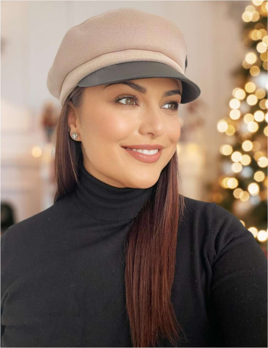 Sapca eleganta din stofa lux cu cozoroc negru din piele (CREM) - marime UNIVERSALA [2]