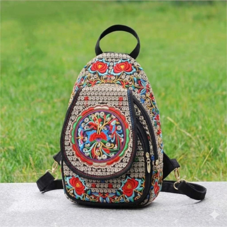 RUCSACURI - Rucsac  elegant de dama - Fantezie Chic in Rosu