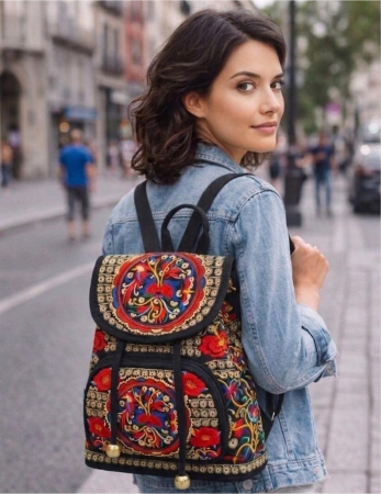 RUCSACURI - Rucsac elegant de dama - Fantezie in Rosu