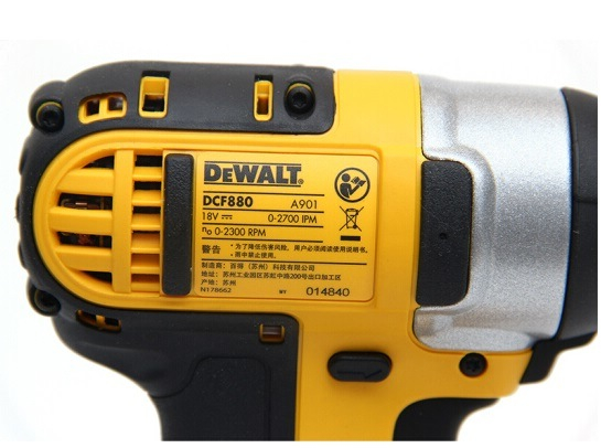 Masina compacta cu impact DeWalt cu 2 acumulatori 18V 4Ah XR - DCF880M2 [4]