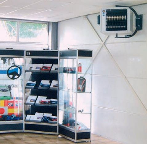 Aeroterma pe gaz cu tiraj fortat, arzator si ventilator modulant, Winterwarm XR60 60,5 kW [2]