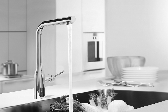 Baterie bucatarie dus extractabil cartus ceramic anti-calcar cromata Grohe Essence New [4]
