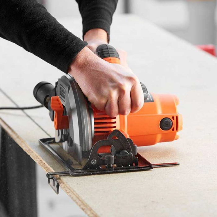 Fierastrau Circular Manual 1500W 66 mm Black+Decker CS1550 [4]