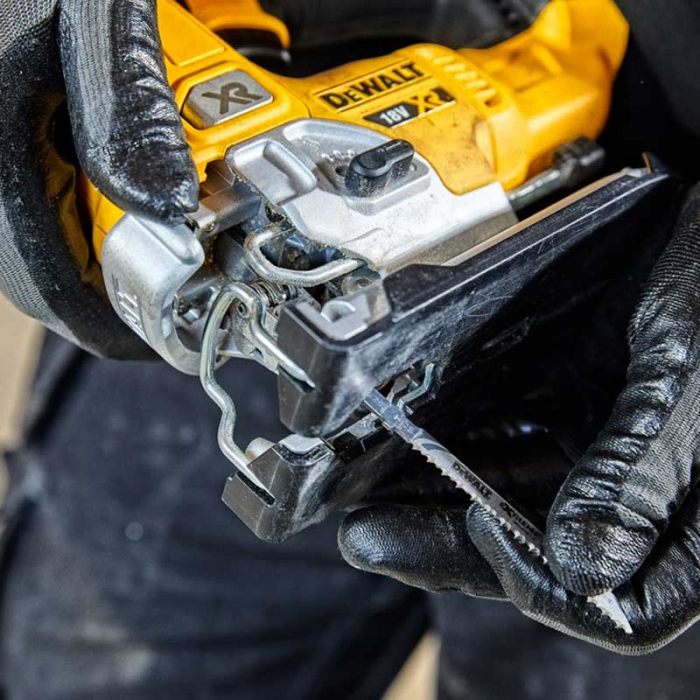 Fierastrau Pendular Cu Maner DeWalt DCS334P2 2 x 5 Ah [5]