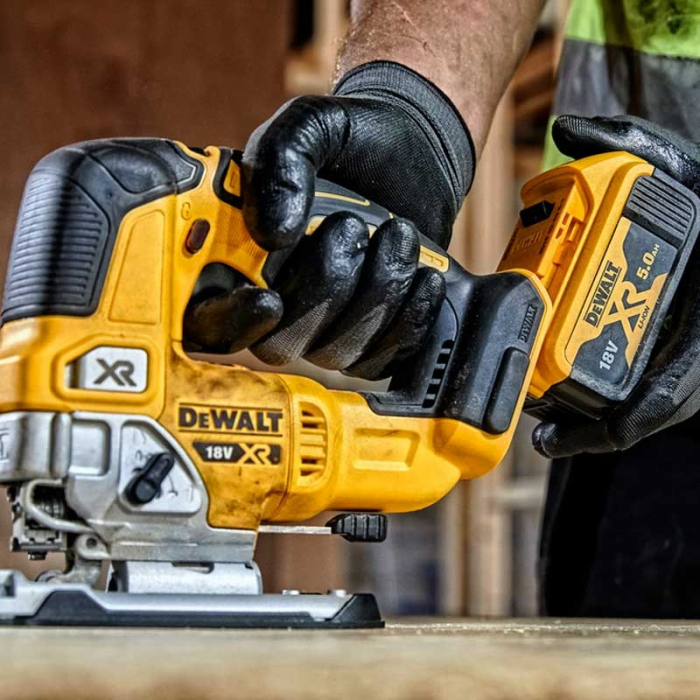Fierastrau Pendular Cu Maner DeWalt DCS334P2 2 x 5 Ah [6]