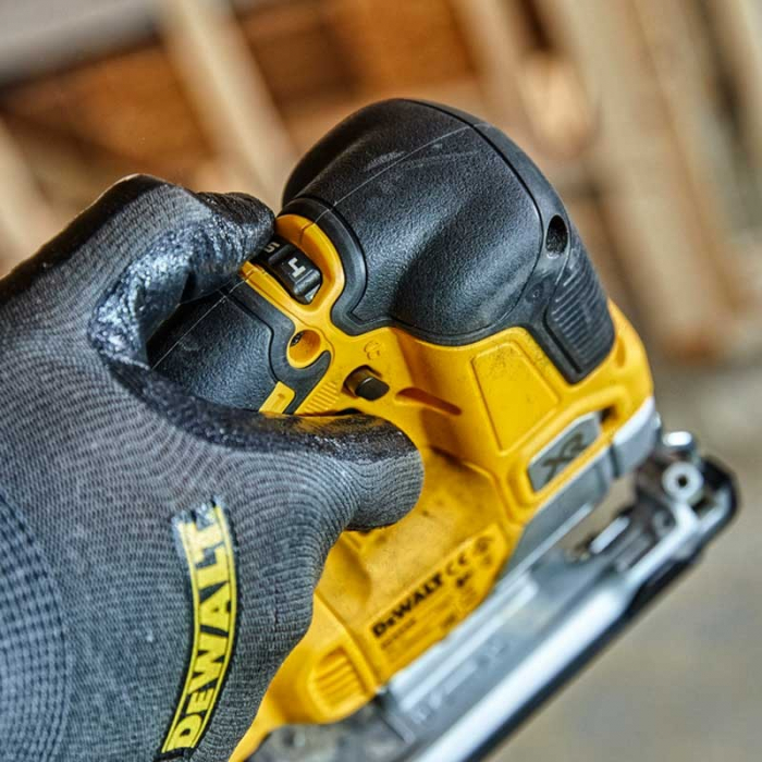 Fierastrau Pendular Cu Maner DeWalt DCS334P2 2 x 5 Ah [3]