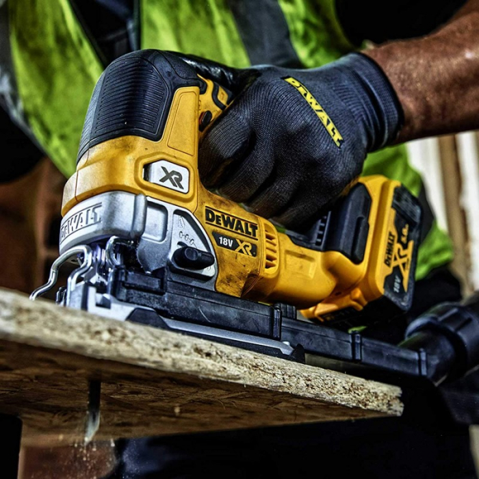 Fierastrau pendular DeWALT DCS334N motor fara perii 18V XR [2]