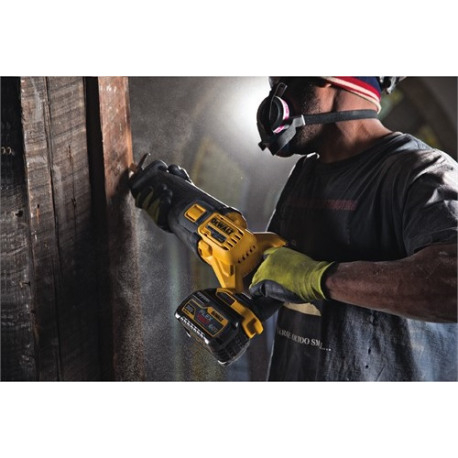 Fierastrau sabie 54V XR cu 2 acumulatori Flexvolt 6.0Ah si statie de incarcare DeWalt - DCS388T2 [3]