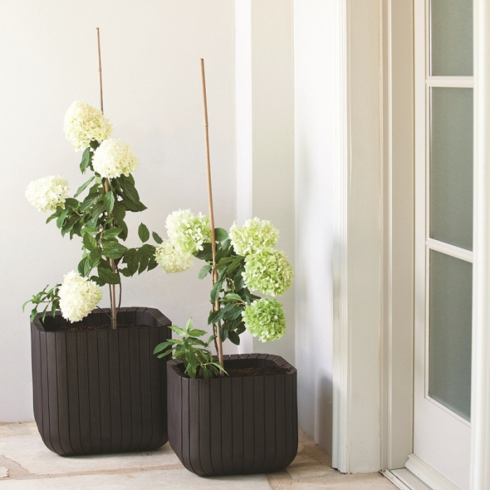 Ghiveci patrat maro, imitatie lemn fara farfurie, Keter Cube M [2]