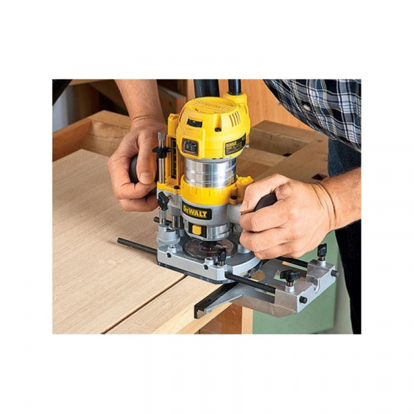 Masina de frezat profesionala 900W, 8mm, 27000rpm DeWalt - D26203 [4]