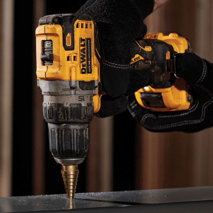 Set DeWalt DCK2110L2T: Masina De Gaurit Si Insurubat + Masina De Insurubat Cu Impact [6]